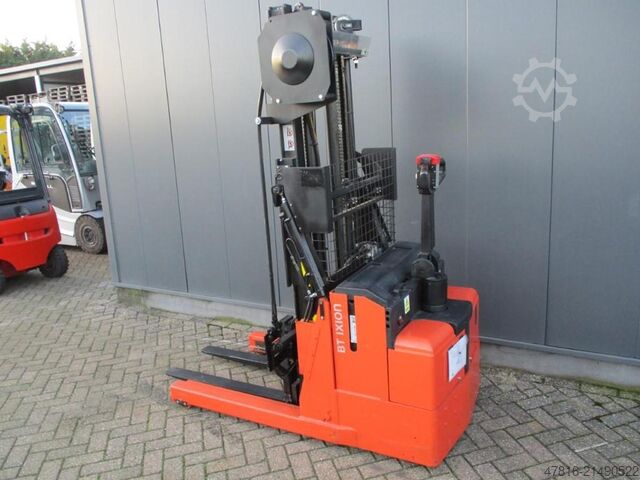Hoogheffende palletwagen TOYOTA RWE120