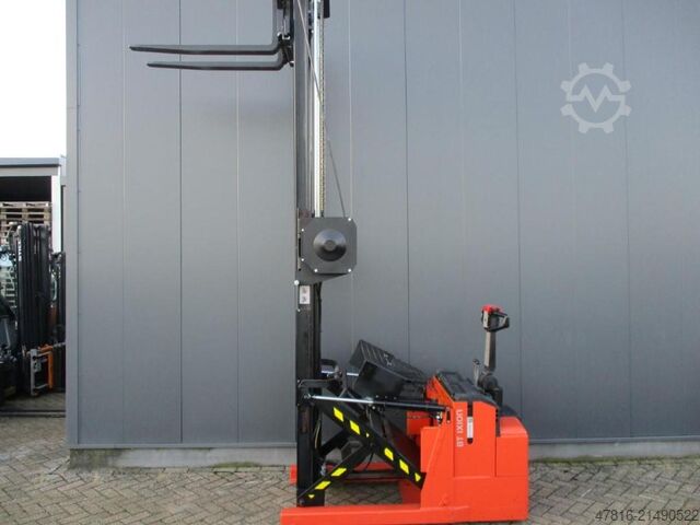 Hoogheffende palletwagen TOYOTA RWE120