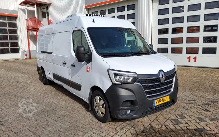 Koelwagen Renault Master 135.35 L3H2 GESLOTEN - DIVERSE SCHADES -...