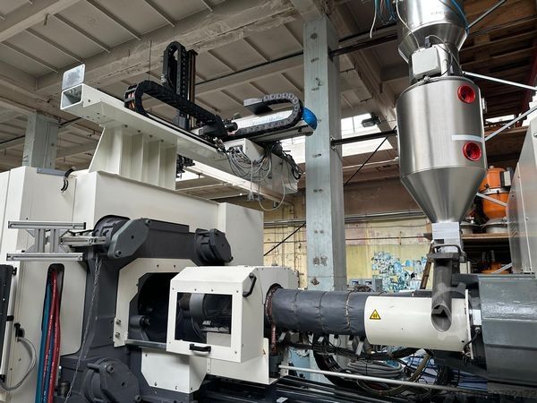 Spritzgießmaschine KraussMaffei KM 350-2000 AX
