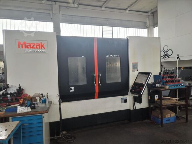 Centro de maquinação vertical Mazak VTC-530C