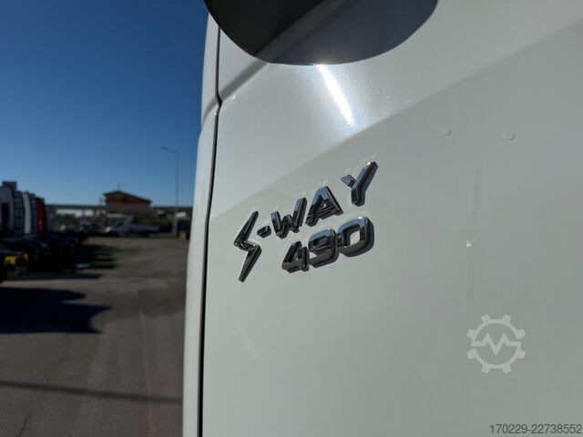 Tractor estándar Iveco s-way 490