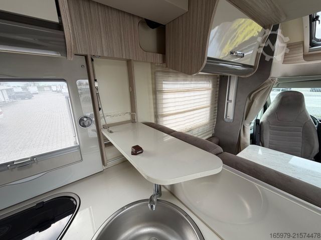 Félintegrált lakóautó MILLER Louisiana