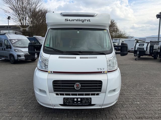 Félintegrált lakóautó SUNLIGHT T57