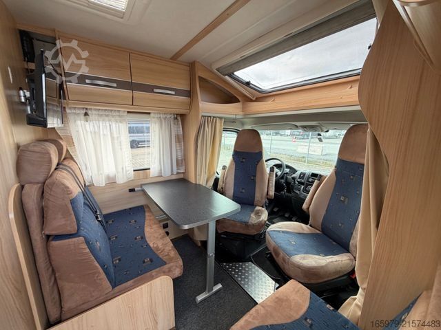 Félintegrált lakóautó SUNLIGHT T57