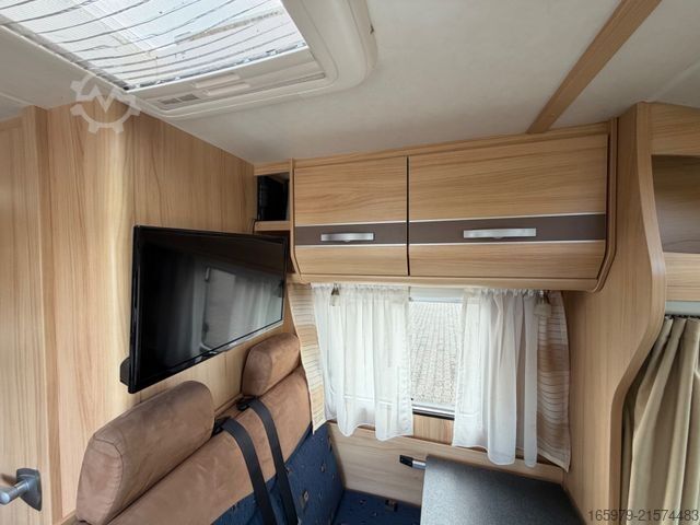 Félintegrált lakóautó SUNLIGHT T57