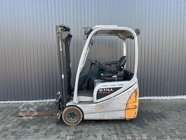 Elektryczny wózek widłowy 3 kołowy Still RX20-15