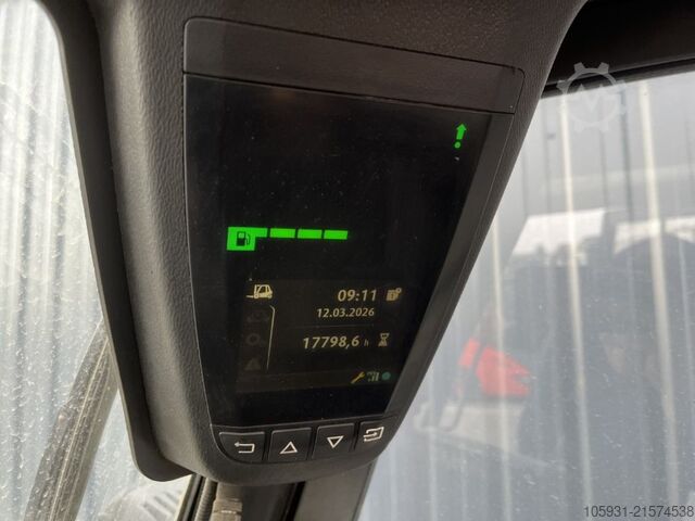 Wózek widłowy z silnikiem wysokoprężnym Linde H80D-02/900