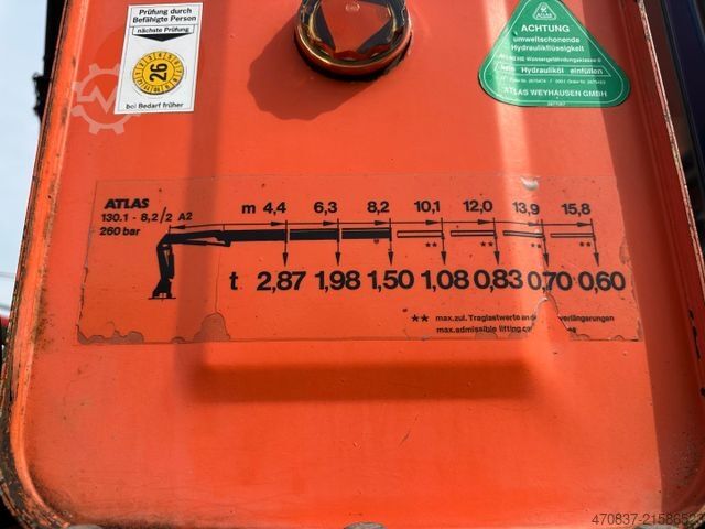 Ciężarówka z płaską platformą UNIMOG U 427 4x4 / Kran Atlas 130 / Winde