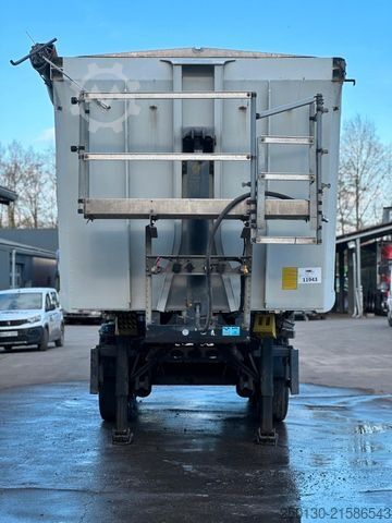 Tiptrailer SCHMITZ CARGOBULL SKI2 SL 8.2 ALU-Getreidekipper Liftachse 44m³