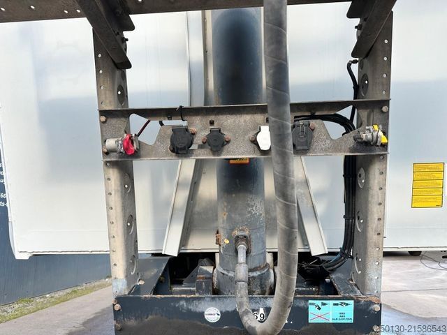 Tiptrailer SCHMITZ CARGOBULL SKI2 SL 8.2 ALU-Getreidekipper Liftachse 44m³