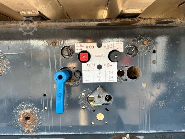 Tiptrailer SCHMITZ CARGOBULL SKI2 SL 8.2 ALU-Getreidekipper Liftachse 44m³