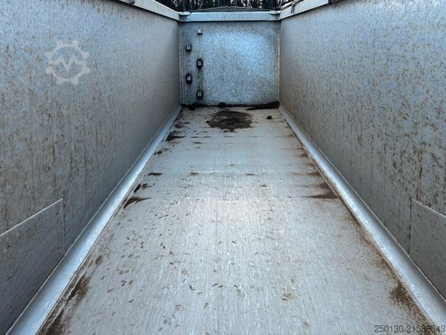Tiptrailer SCHMITZ CARGOBULL SKI2 SL 8.2 ALU-Getreidekipper Liftachse 44m³
