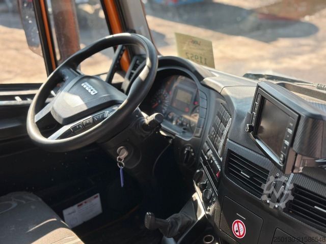 Betonblander lastbil IVECO AD 340 8x4 BB Liebherr HTM 904 Betonmischer 9m³