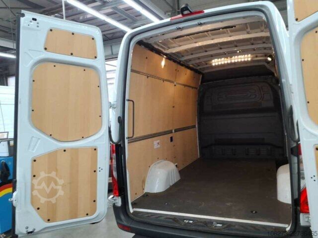 Furgoneta Mercedes-Benz Sprinter 317 CDI,L2H2,Automatik,Kamera,Navi