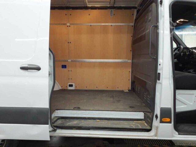 Furgoneta Mercedes-Benz Sprinter 317 CDI,L2H2,Automatik,Kamera,Navi