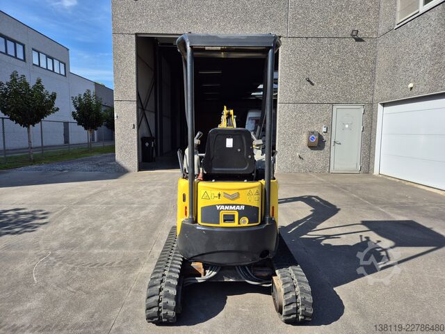 Minikoparka yanmar ViO17