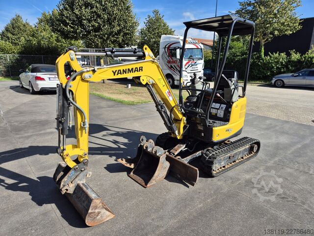 Minikoparka yanmar ViO17