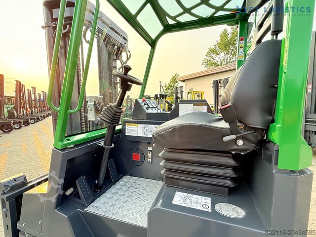 Carretilla elevadora de 4 vías Combilift C4000CB TRIPLEX 5200MM FREE-LIFT TOP 1