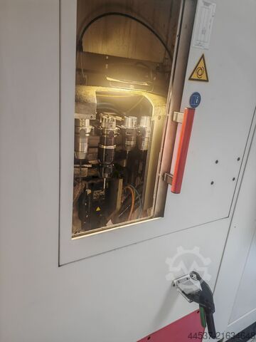 Centru universal de prelucrare Hermle U 1130