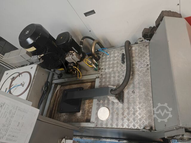 Centru universal de prelucrare Hermle U 1130