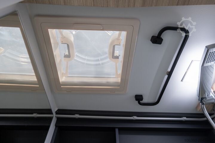 SUNLIVING V 55 SP MINI LAKÓAUTÓ W.C.-VEL, ÚJ SUNLIVING V 55 SP