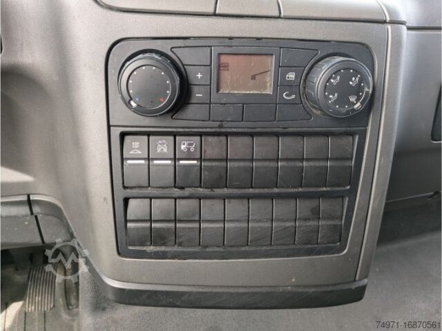 Dobozos teherautó MAN TGL 7.180 4x2 Koffer+LBW*Komfort-Sitz CD-Radio