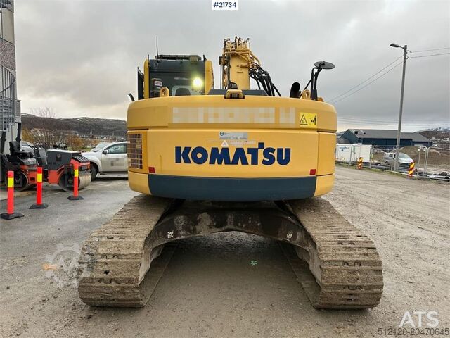 Koparka gąsienicowa Komatsu PC228USLC-8 excavator w/ 3 buckets and tiltrotator
