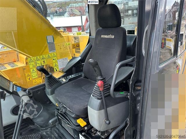 Koparka gąsienicowa Komatsu PC228USLC-8 excavator w/ 3 buckets and tiltrotator