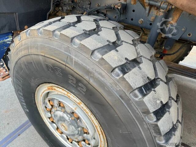 Remorque à plate-forme Mercedes-Benz Axor 1829 A 4x4 - R