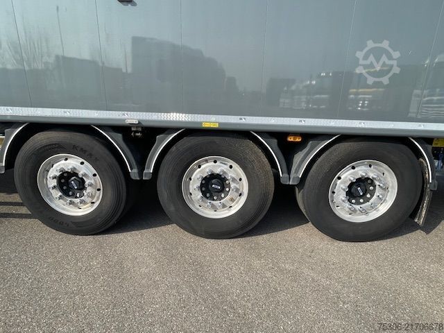 Semi-remorque à plancher roulant STAS bioSTAR 91,3 cbm