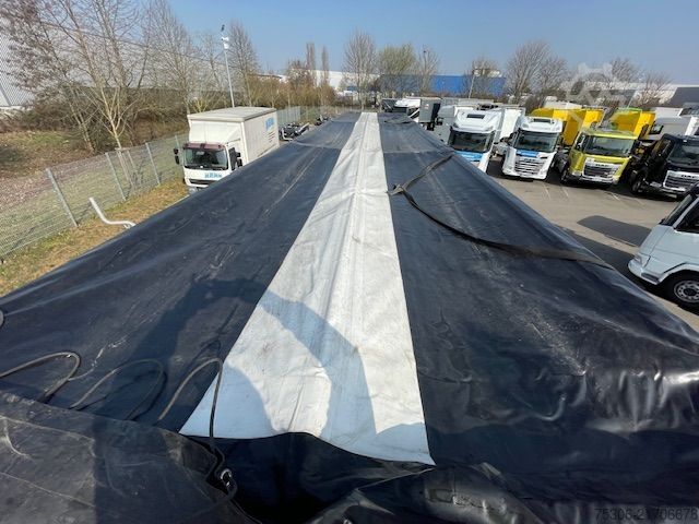 Semi-remorque à plancher roulant STAS bioSTAR 91,3 cbm