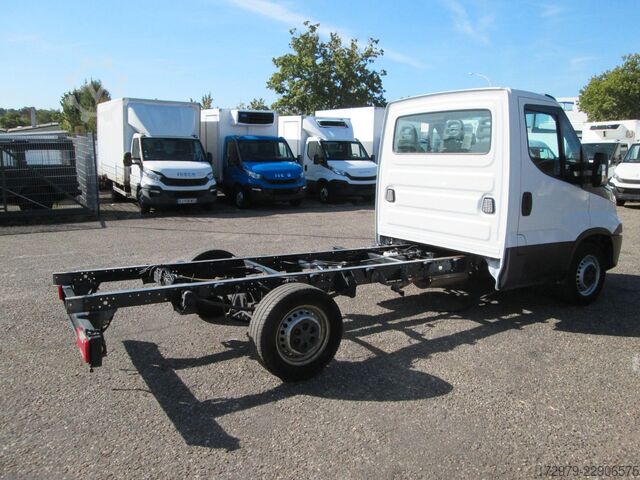 Bestelwagenchassis IVECO 35 S14 *Fahrgestell*Euro6*