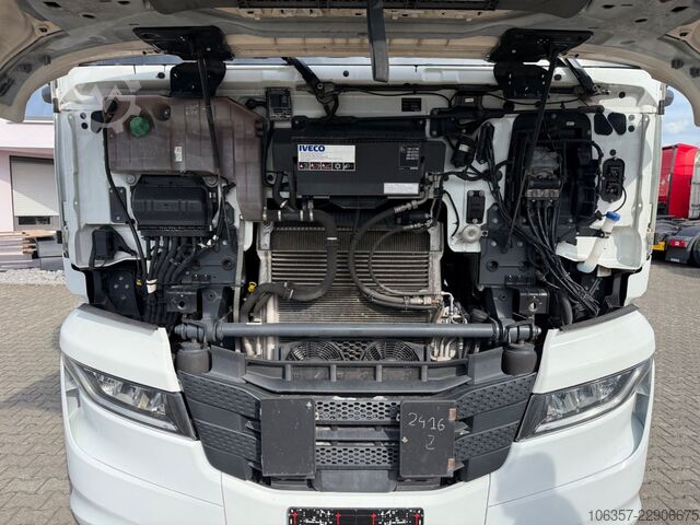Standard tractor unit IVECO STRALIS S-WAY 530 AS440S53T/P Retarder