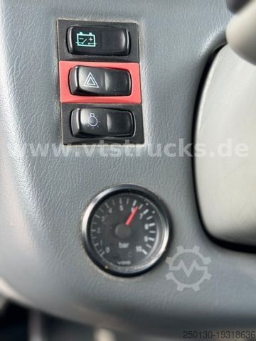 Yard tractor VALTRA T203 D AC 14.33 Front Hydr.