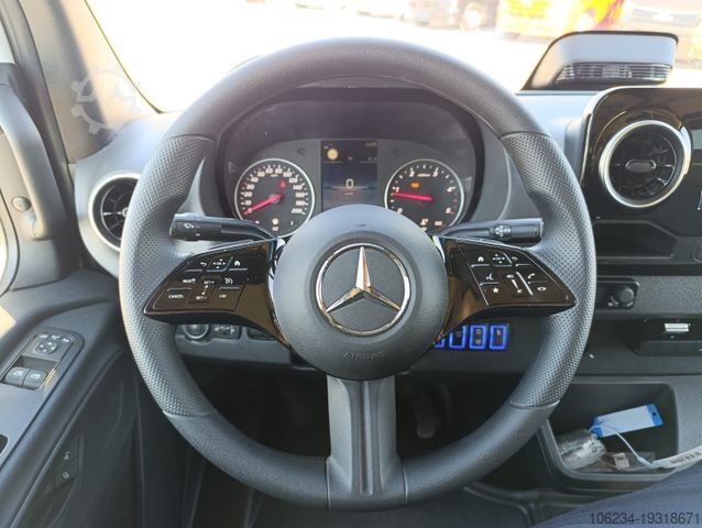Bus MERCEDES-BENZ Sprinter 519