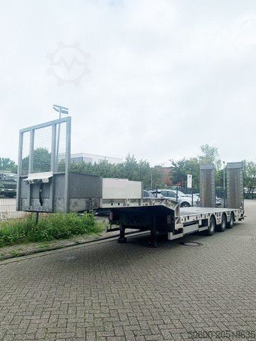 Nízkoložný návěs Vega VEGA, 3-Achser, Hydr. Rampen, Verzinkt, Gelenkt