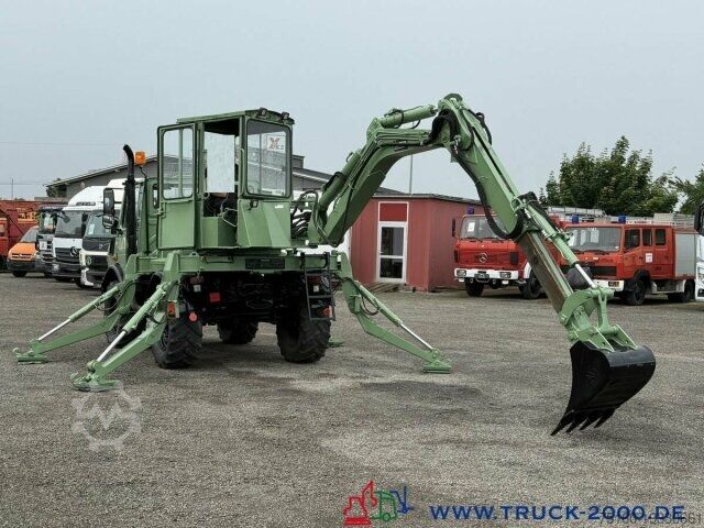 Van Unimog U427/10 Schaeff Mobilbagger AT 16 NUR 175 TKM