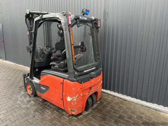 Elektromos háromkerekű targonca Linde E14-02