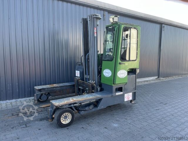 Herbruikbare vorkheftruck Combilift C4000