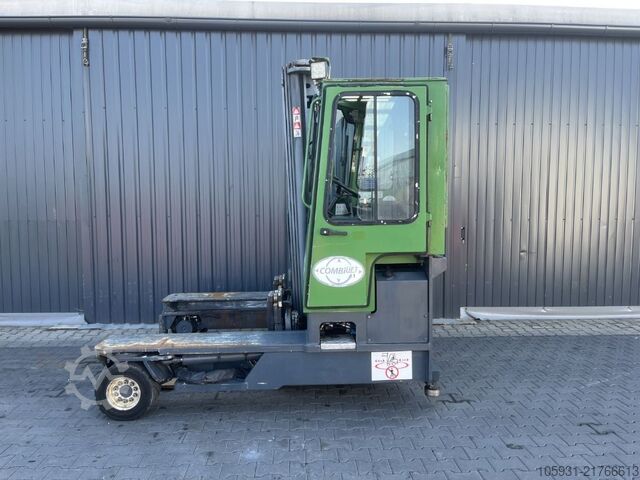 Herbruikbare vorkheftruck Combilift C4000