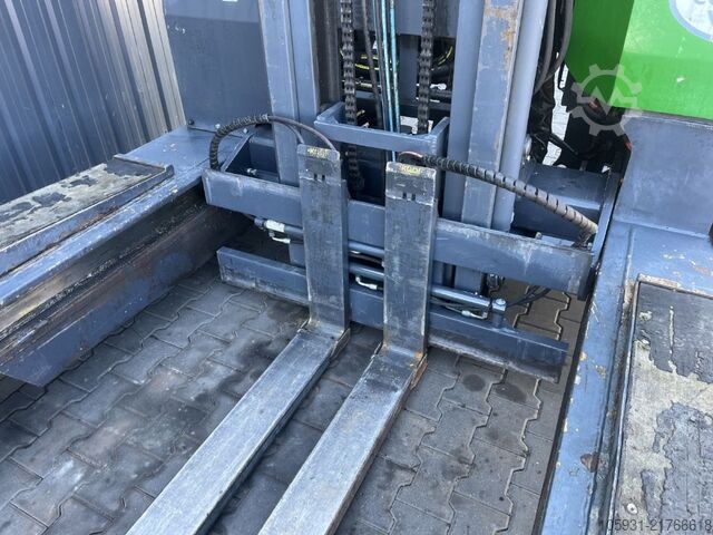 Herbruikbare vorkheftruck Combilift C4000