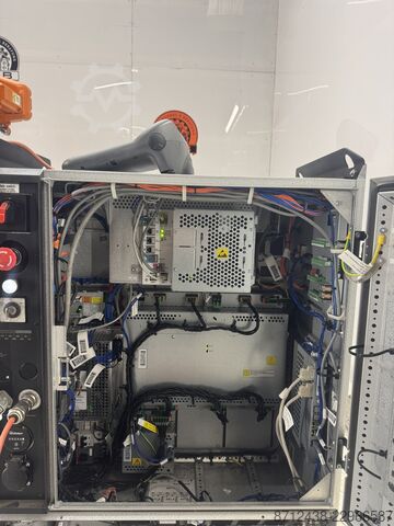 βιομηχανικό ρομπότ ABB IRB 6700-235/2.65