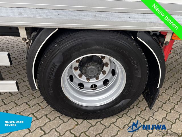 βαλίτσα Renault D WIDE 280 4x2 Slaapcabine + Laadklep 2000KG