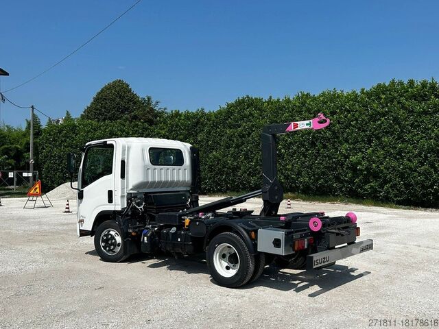 Kanca kasalı yük kamyonu (roll-off) ISUZU ISUZU P75 NUOVO SCARRABILE