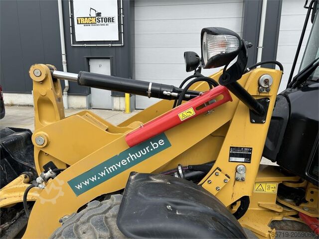 Chargeur CAT 906M (8758)