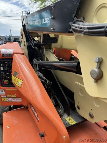 Scharnierende telescopische hoogwerker JLG E450AJ (2005)