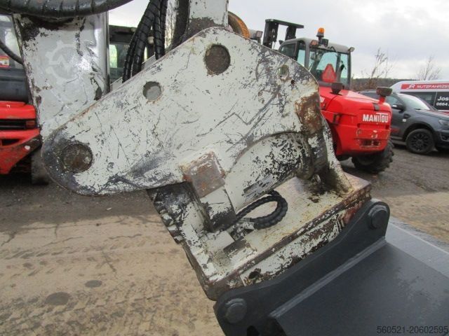 Kerekes kotrógép Takeuchi TB 175W mit POWERTILT + hydr. Schnellwechsler + 3