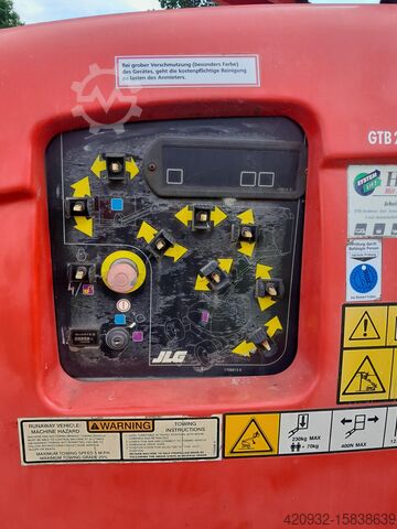 Zelfrijdend werkplatform JLG 600AJ