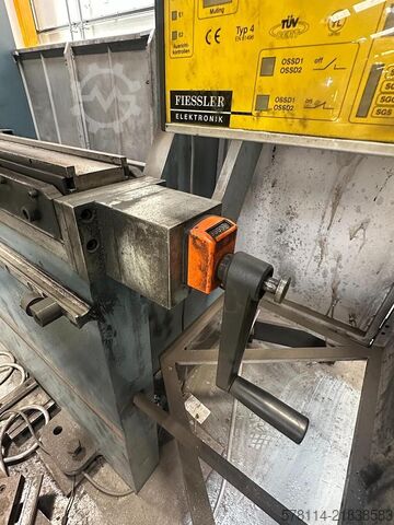 Ohraňovací lis DURMA AD-R 37175